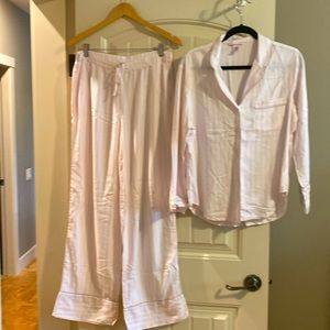 Victoria,s Secret Stripped Pajama Lounging Set